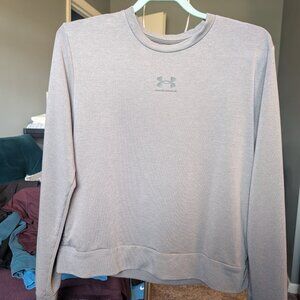 Grey Women's Under Armour Sweatshirt with pockets.  Size Medium.